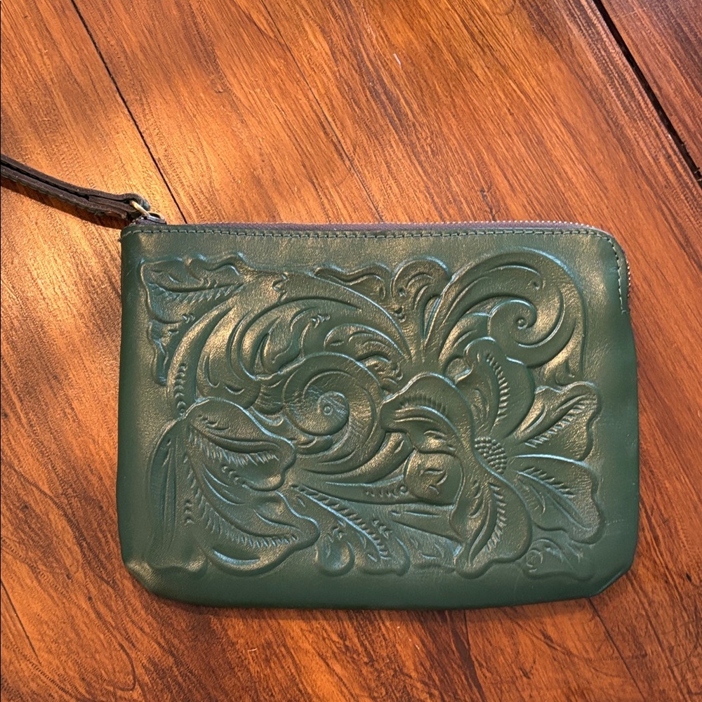 Elegant Green Embossed Patricia Nash Leather Clutch